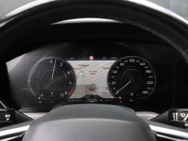 Volkswagen TOUAREG 3.0 TSi 4MOTION | LEDER | MEMORY | PANO-DAK | 360° CAMERA | STOELVERW. | LUCHTVERING | ADAPT. CRUISE |