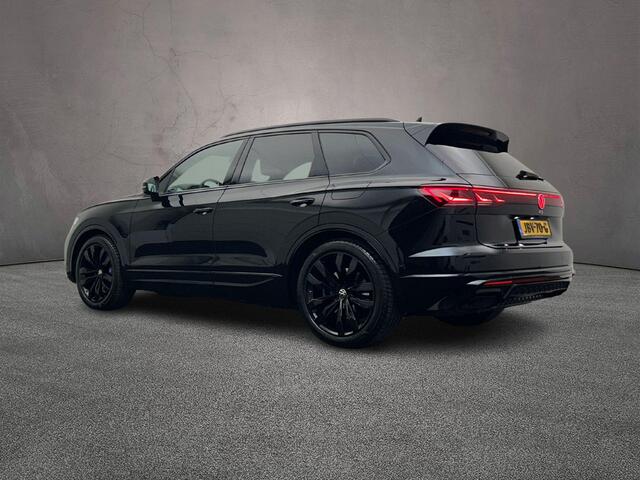Volkswagen TOUAREG R 3.0 TSI eHybrid 462pk Tiptronic Trekhaak, Luchtvering, Head up display, DYN audio, Lederen bekleding, Panoramadak, Adaptive cruise control