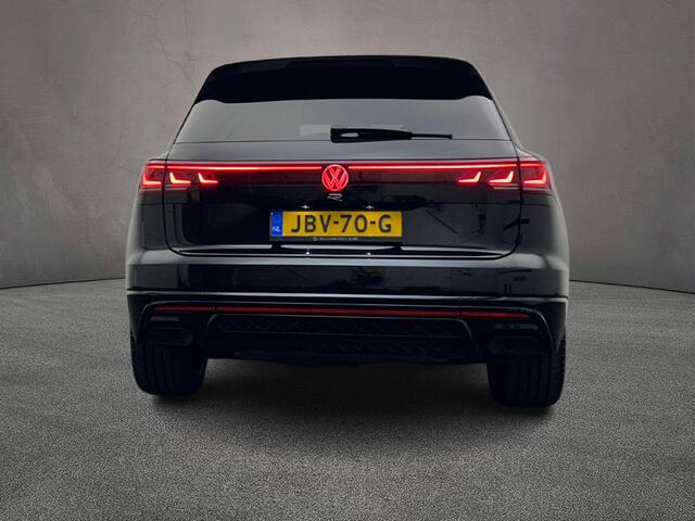 Volkswagen TOUAREG R 3.0 TSI eHybrid 462pk Tiptronic Trekhaak, Luchtvering, Head up display, DYN audio, Lederen bekleding, Panoramadak, Adaptive cruise control