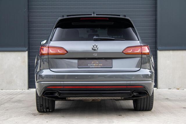 Volkswagen TOUAREG 3.0 TSi 4MOTION R Trekhaak Luchtvering Camera Nightvision