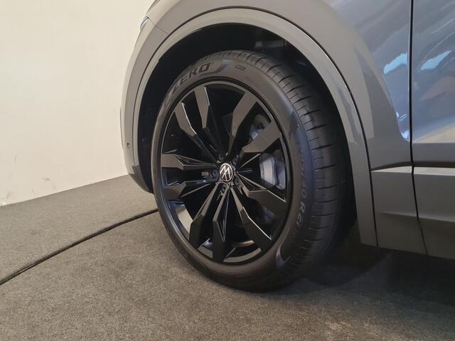 Volkswagen TOUAREG 3.0 TSi eHybrid 463pk DSG/AUT 4MOTION R Panoramadak, 360 Camera, Wegklapbare trekhaak