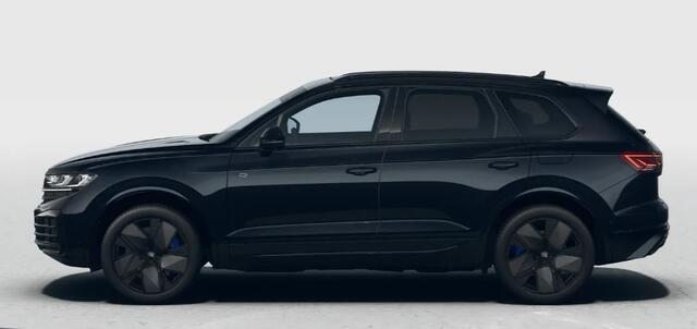 Volkswagen TOUAREG 3.0 TSi eHybrid 462PK DSG 4MOTION R / Bekleding Leder 'Puglia' t.w.v ¤4.290 / DYNAUDIO Geluidsysteem / Panoramadak / 360° Camera / 21'' Leeds / VW