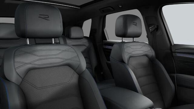 Volkswagen TOUAREG 3.0 TSi eHybrid 462PK DSG 4MOTION R / Bekleding Leder 'Puglia' t.w.v ¤4.290 / DYNAUDIO Geluidsysteem / Panoramadak / 360° Camera / 21'' Leeds / VW