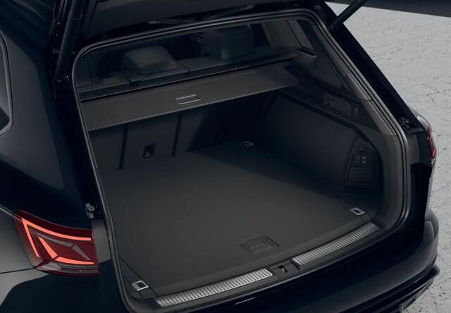 Volkswagen TOUAREG 3.0 TSi eHybrid 462PK DSG 4MOTION R / Bekleding Leder 'Puglia' t.w.v ¤4.290 / DYNAUDIO Geluidsysteem / Panoramadak / 360° Camera / 21'' Leeds / VW