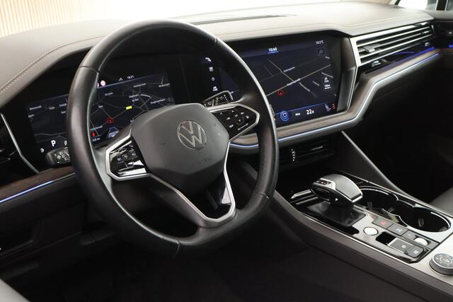 Volkswagen TOUAREG 3.0 TSI 381pk eHybrid 4MOTION Trekhaak Leder 360Camera Dynaudio Panoramadak Virtual Cockpit Navigatie