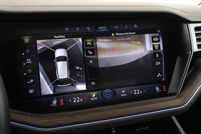 Volkswagen TOUAREG 3.0 TSI 381pk eHybrid 4MOTION Trekhaak Leder 360Camera Dynaudio Panoramadak Virtual Cockpit Navigatie