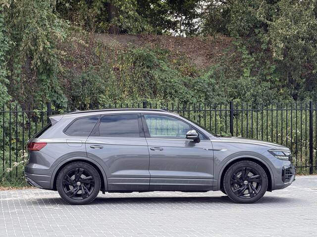 Volkswagen TOUAREG 3.0 TSi 4MOTION R | Trekhaak | luchtvering | Pano | Keyless