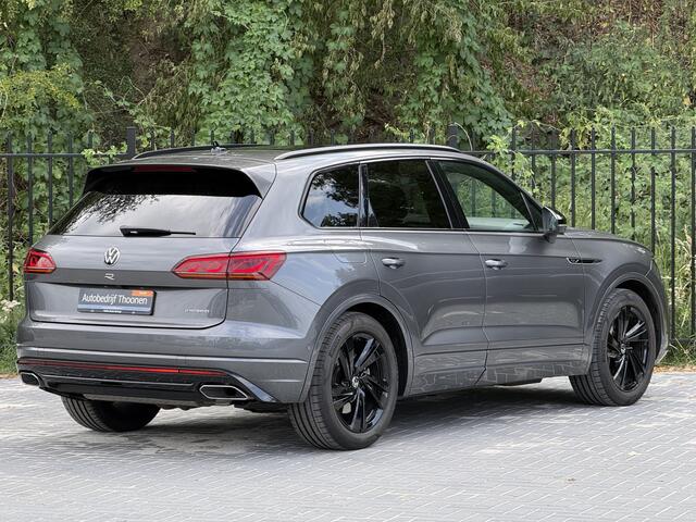 Volkswagen TOUAREG 3.0 TSi 4MOTION R | Trekhaak | luchtvering | Pano | Keyless