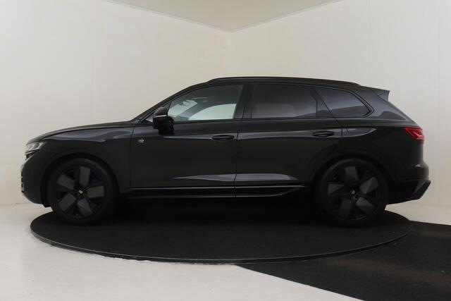 Volkswagen TOUAREG 3.0 TSi eHybrid 4MOTION R PANO-DAK|HEAD UP|DYN AUDIO|SOFTCLOSE|PUGLIA LEDER|MASSAGE|21"LM|LUCHTVERING|360 CAMERA|