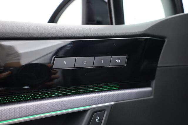 Volkswagen TOUAREG 3.0 TSI 462pk eHybrid 4MOTION R | Rijklaar! | Elek. Trekhaak | Luchtvering | Ventilatie | S/K-Dak | 22'' | HUD | Memory+Leder | Dynaudio | Stoel-Stuurverw. | 360*+PDC | Sfeerverl. | Rijmodi | Dodehoek | BlackStyle V