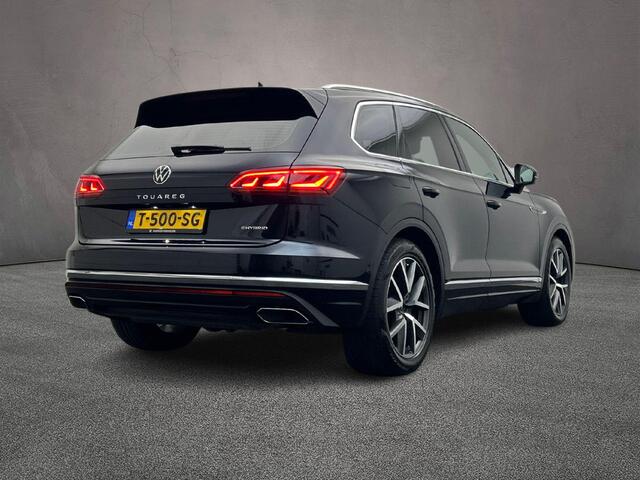 Volkswagen TOUAREG Elegance 3.0 TSI eHybrid 381pk Tiptronic Trekhaak, Luchtvering, Lederen bekleding, Panoramadak, Adaptive cruise control, Head up display, LED matrix koplampen