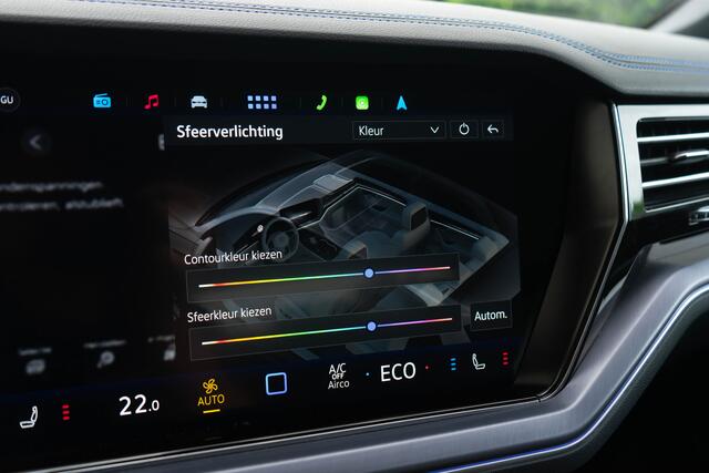 Volkswagen TOUAREG 3.0 TSI eHybrid 4MOTION R / 5 Jaar fabrieksgarantie/ Puglia/ Standkachel/ Luchtvering/ Adaptive Cruise Control/ Panoramadak/ 340kW (461PK)