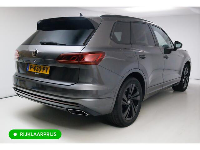 Volkswagen TOUAREG 3.0 TSi 4MOTION R-line 462 PK | Panoramadak | Luchtvering | Leer | Travel Assist | El.verstelbare stoel met geheugen, Wegklapbare trekhaak, Stoel- stuurverwarming, Keyless, Sfeerverlichting