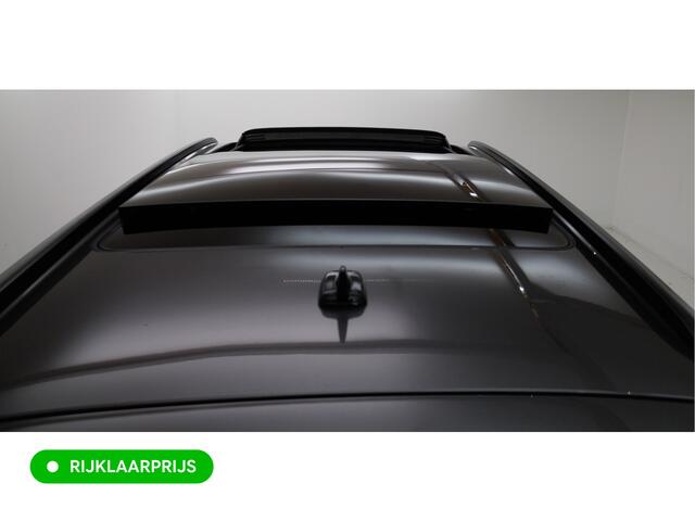 Volkswagen TOUAREG 3.0 TSi 4MOTION R-line 462 PK | Panoramadak | Luchtvering | Leer | Travel Assist | El.verstelbare stoel met geheugen, Wegklapbare trekhaak, Stoel- stuurverwarming, Keyless, Sfeerverlichting