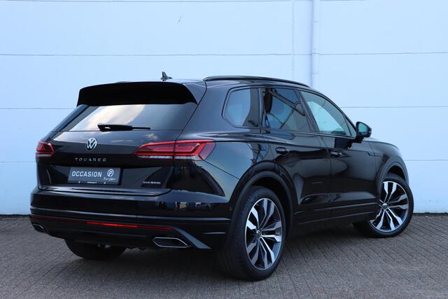 Volkswagen TOUAREG 3.0 TSI eHybrid 4Motion Elegance Black Style 380pk Tiptronic