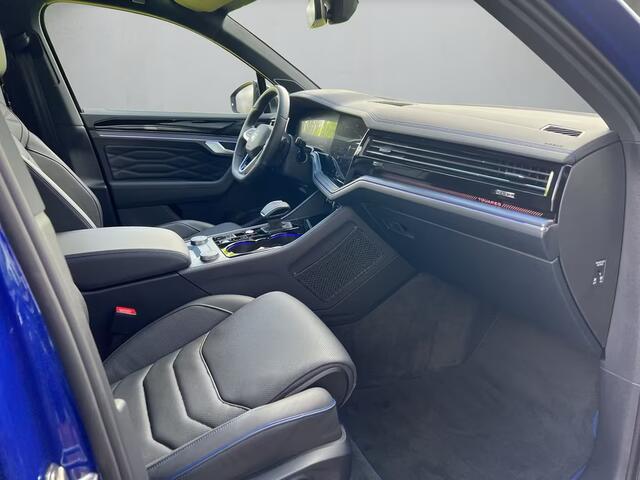 Volkswagen TOUAREG 3.0 TSi eHybrid 4M R Pano Trekh DynAudio Stoel-koel Massage HUD 360