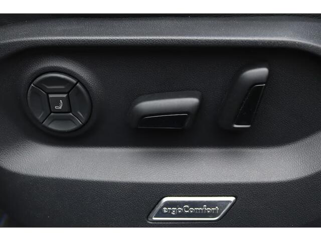 Volkswagen TOUAREG 3.0 TSi eHybrid 4M R Pano Trekh DynAudio Stoel-koel Massage HUD 360