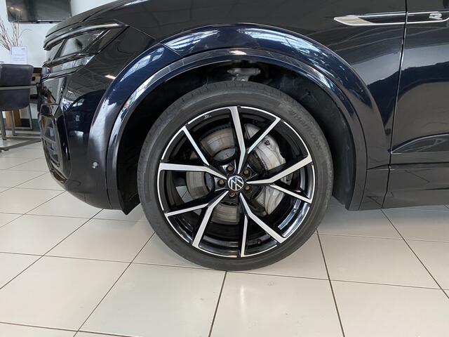 Volkswagen TOUAREG 3.0 TSi 4MOTION R 462 PK / Panoramadak / Trekhaak/ luchtvering