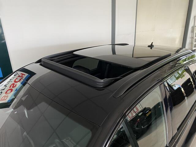 Volkswagen TOUAREG 3.0 TSi 4MOTION R 462 PK / Panoramadak / Trekhaak/ luchtvering