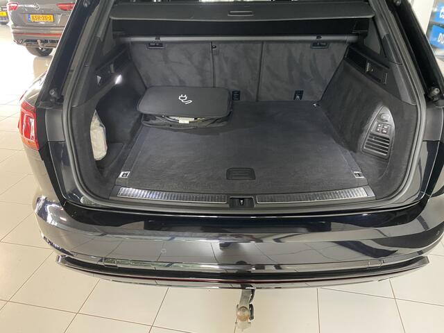 Volkswagen TOUAREG 3.0 TSi 4MOTION R 462 PK / Panoramadak / Trekhaak/ luchtvering