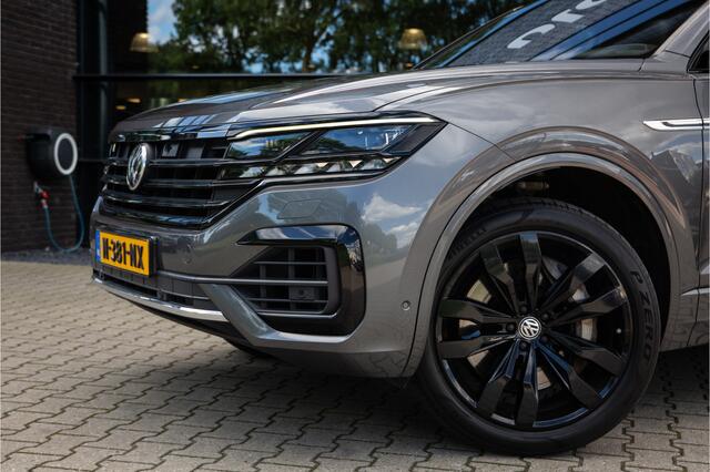 Volkswagen TOUAREG 4.0 TDI R-Line 422PK V8 , Panoramadak, Luchtvering, Dynaudio, HUD, Trekhaak