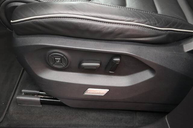 Volkswagen TOUAREG 3.0 TSi eHybrid 380pk 4MOTION Elegance Stoelventilatie 360Camera Trekhaak Keyless Panoramadak Leder Virtual Cockpit Navigatie