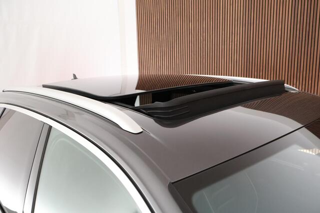 Volkswagen TOUAREG 3.0 TSi eHybrid 380pk 4MOTION Elegance Stoelventilatie 360Camera Trekhaak Keyless Panoramadak Leder Virtual Cockpit Navigatie
