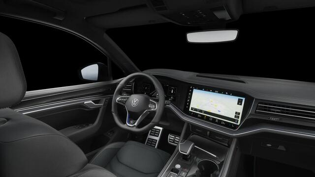 Volkswagen TOUAREG 3.0 TSi eHybrid 4MOTION R 462PK Aut. Panoramadak, Trekhaak, 360gr. Camera, 21" LM Velgen, Keyless, Elektr. Achterklep, Navi, Memorystoel