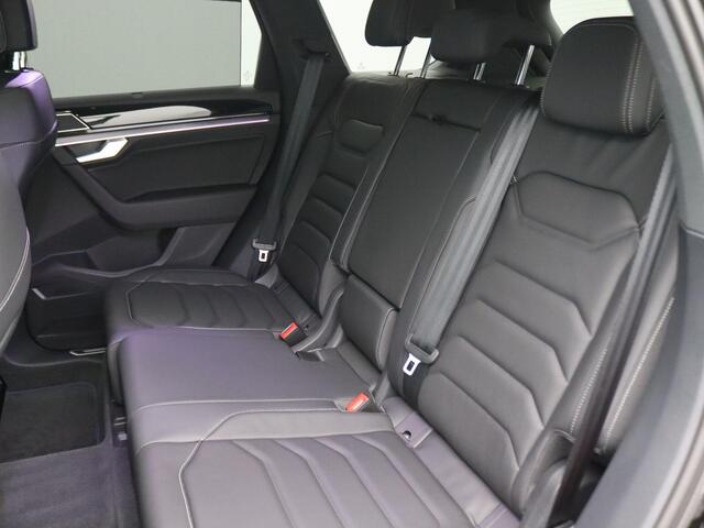 Volkswagen TOUAREG 3.0 TSi eHybrid 4MOTION R Edition 462PK Aut. SOH 98%, Panoramadak, Memorystoel, Keyless, Elektr. Achterklep, Head-Up Display, 21" LM Velgen, 360gr. Camera