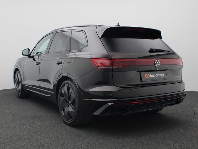 Volkswagen TOUAREG 3.0 TSi eHybrid 4MOTION R Edition 462PK Aut. SOH 98%, Panoramadak, Memorystoel, Keyless, Elektr. Achterklep, Head-Up Display, 21" LM Velgen, 360gr. Camera