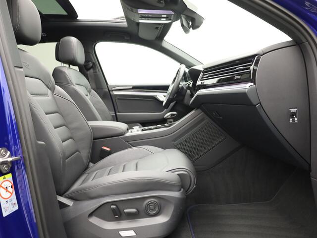 Volkswagen TOUAREG 3.0 TSi 4MOTION R | Panodak | Stoelkoeling | Trekhaak | Luchtvering | 22'' | Prijs Rijklaar!! – foto 9