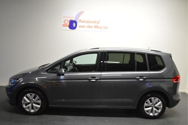 Volkswagen TOURAN 1.6 TDI SCR Comfortline Business , A UITRIJ CAM , CLIMATR , CR CONTR , NAVI , PDC V+A ,