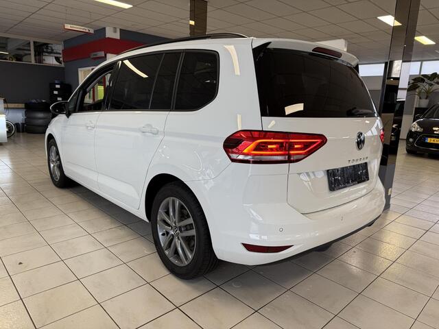 Volkswagen TOURAN 1.5 TSI 4ALL DSG *7-PERS*PANO*NAVI*CAM*