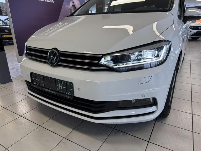 Volkswagen TOURAN 1.5 TSI 4ALL DSG *7-PERS*PANO*NAVI*CAM*