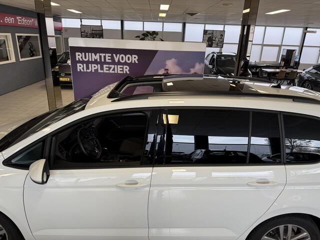 Volkswagen TOURAN 1.5 TSI 4ALL DSG *7-PERS*PANO*NAVI*CAM*
