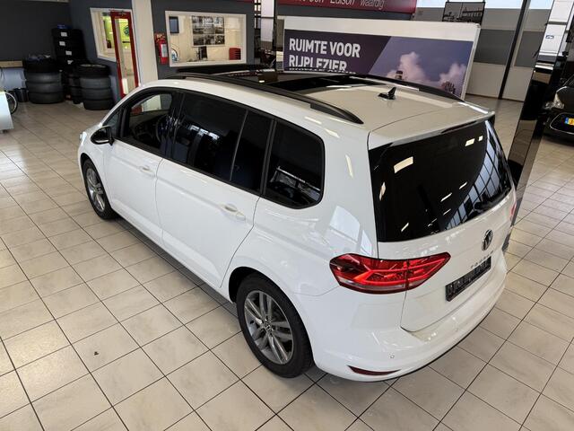 Volkswagen TOURAN 1.5 TSI 4ALL DSG *7-PERS*PANO*NAVI*CAM*