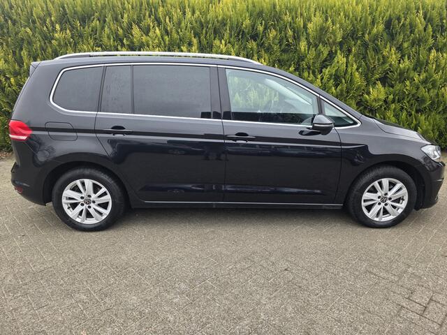 Volkswagen TOURAN 1.5 TSI Comfortline 7p