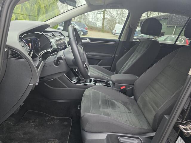 Volkswagen TOURAN 1.5 TSI Comfortline 7p