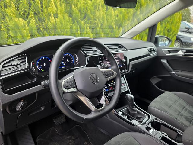 Volkswagen TOURAN 1.5 TSI Comfortline 7p