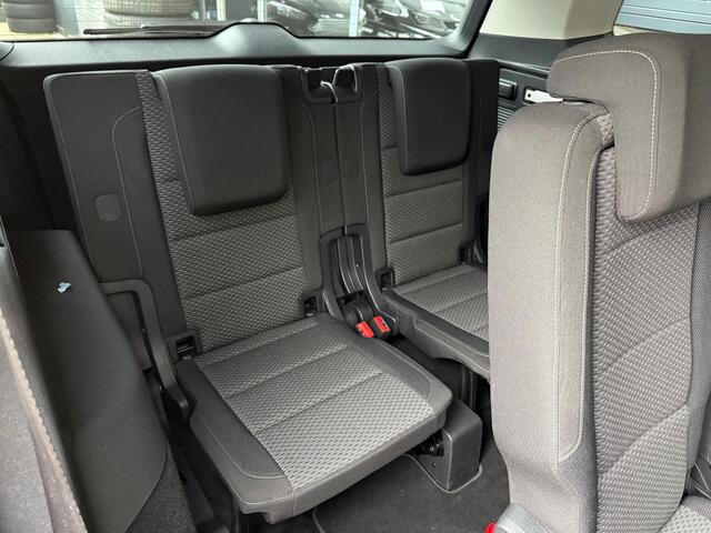 Volkswagen TOURAN 1.2 TSI Highline 7p Clima PDC LMV