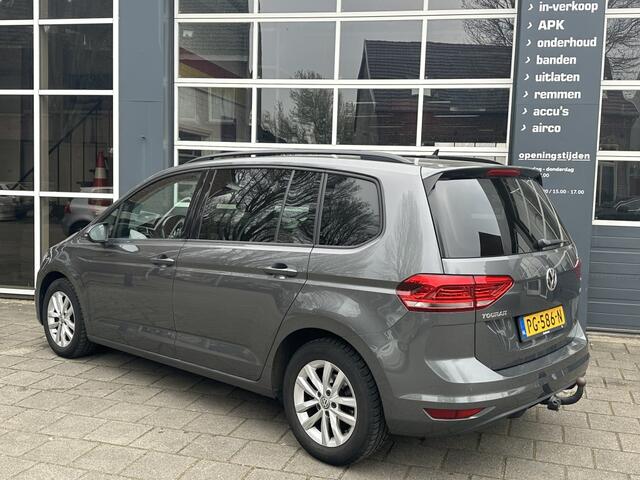 Volkswagen TOURAN 1.2 TSI Comfortl. 7-Persoons Ecc Pdc Navi Trekhaak