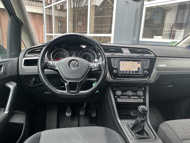 Volkswagen TOURAN 1.2 TSI Comfortl. 7-Persoons Ecc Pdc Navi Trekhaak