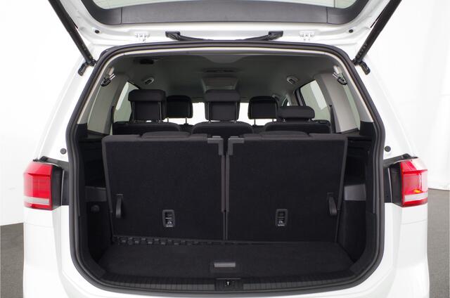 Volkswagen TOURAN 1.5 TSI Comfortline 7 persoons > 150pk/DSG/Adapt.cruise/LED koplampen/Keyless entry...