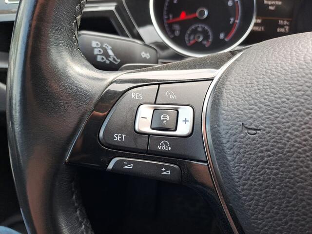 Volkswagen TOURAN 1.4 TSI Highline | Automaat | Navi | Trekhaak | Stoel- en stuurverwarming | ACC | LED |