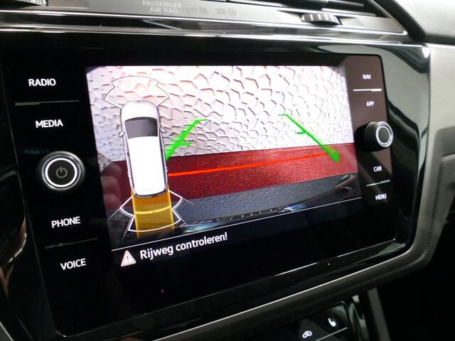 Volkswagen TOURAN 1.5 TSI 150PK 7P CARPLAY NAVI CAMERA LED ELEK.KLEP VIR.COCKPIT DODE.HOEK DET. STOELVERW KEYLESS 7P 7PERS 11/2024 "Volkswagen rijden begint bij Topautos.nl - 75 topmodellen direct op voorraad!"