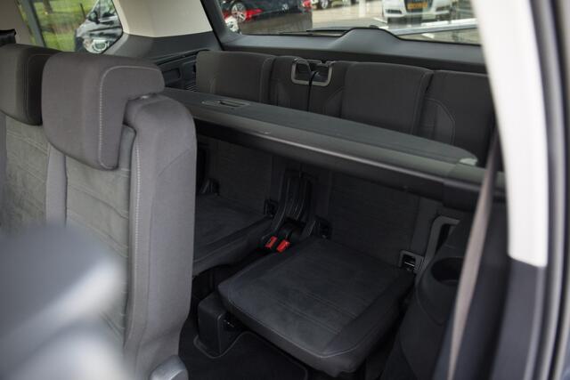 Volkswagen TOURAN 1.5 TSI Highline 7p , Pano dak, Trekhaak, Adap. cruise,
