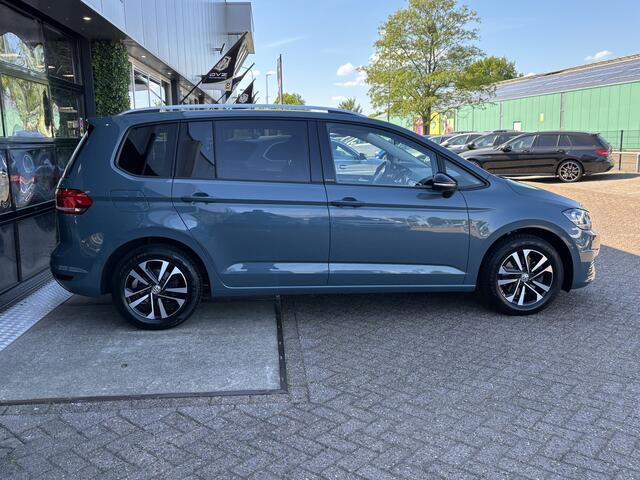 Volkswagen TOURAN 1.5 TSI 150PK 7P. IQ-Drive | ACC | Drive Assist |