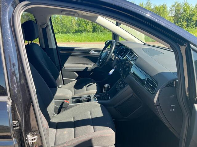 Volkswagen TOURAN 1.4 TSI Highline Edition R 7p Trekhaak, Navigatie, Apple Carplay/Android Auto,
