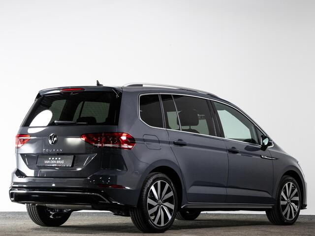 Volkswagen TOURAN R-line 1.5 150 PK DSG Automaat | LED | Navigatie | Adaptieve Cruise Control | Stoelverwarming |