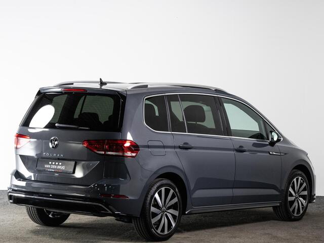 Volkswagen TOURAN R-line 1.5 150 PK DSG Automaat | LED | Navigatie | Adaptieve Cruise Control | Stoelverwarming |